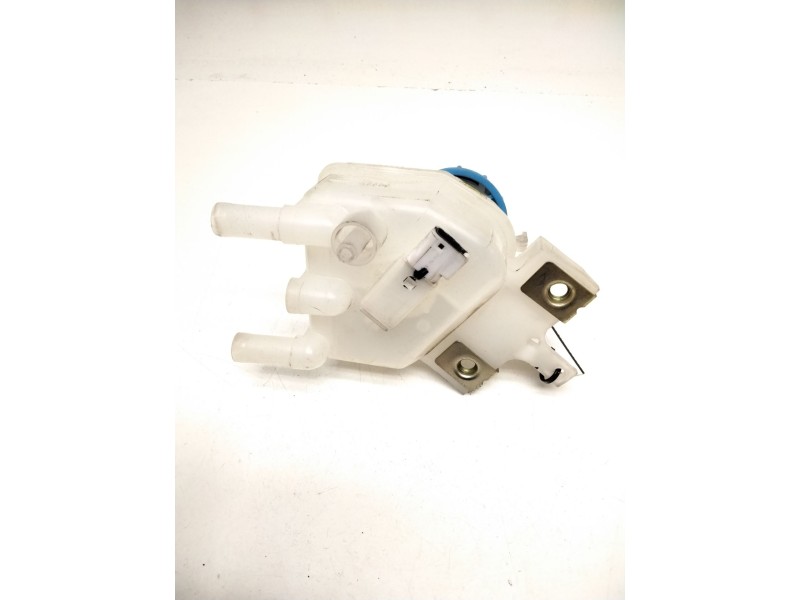Recambio de deposito bomba freno para nissan serena (c23) 2.3 d referencia OEM IAM 1403A NISSAN W12