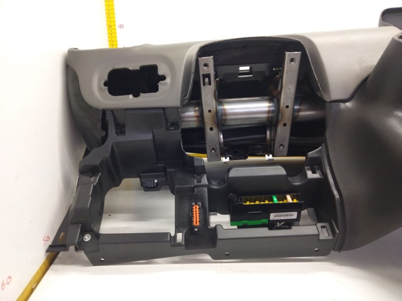 Recambio de salpicadero para citroën c4 cactus feel referencia OEM IAM   