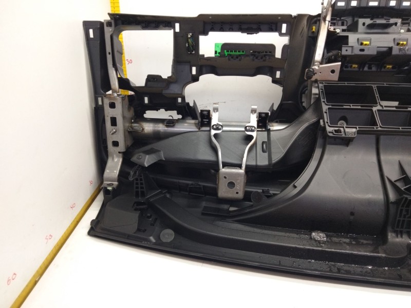 Recambio de salpicadero para citroën c4 cactus feel referencia OEM IAM   