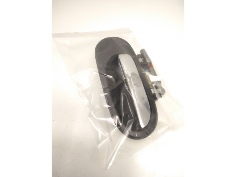 Recambio de maneta exterior trasera derecha para nissan almera ii (n16) 1.5 referencia OEM IAM SA830613  
