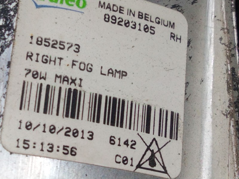 Recambio de faro antiniebla derecho para scania r480 referencia OEM IAM 8923205  