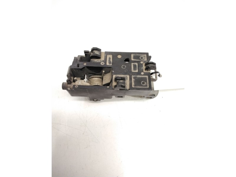 Recambio de maneta interior trasera derecha para nissan almera ii (n16) 1.5 referencia OEM IAM   