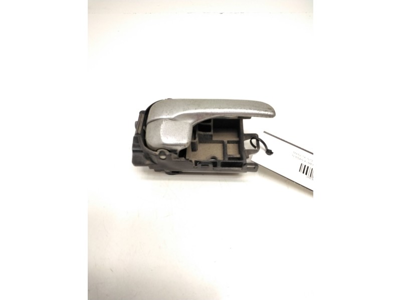 Recambio de maneta interior trasera derecha para nissan almera ii (n16) 1.8 referencia OEM IAM   