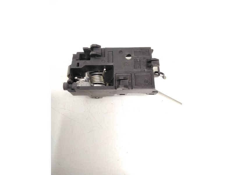 Recambio de maneta interior trasera derecha para nissan almera ii (n16) 1.8 referencia OEM IAM   