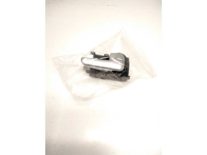 Recambio de maneta interior trasera derecha para nissan almera ii (n16) 2.2 di referencia OEM IAM   
