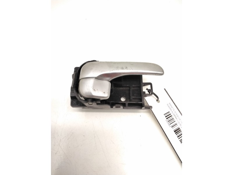 Recambio de maneta interior trasera derecha para nissan almera ii (n16) 2.2 dci referencia OEM IAM   
