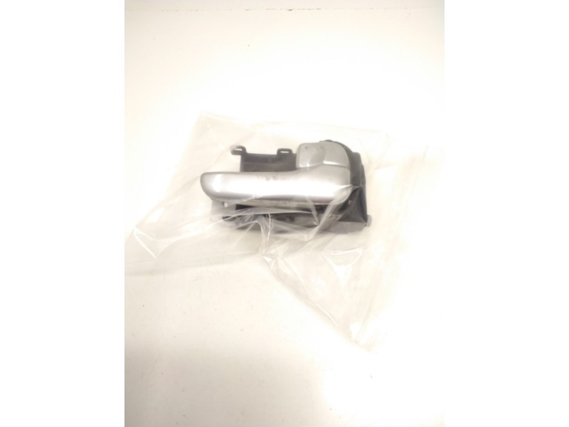 Recambio de maneta interior trasera derecha para nissan almera ii (n16) 2.2 dci referencia OEM IAM   