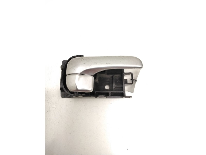 Recambio de maneta interior trasera derecha para nissan almera ii (n16) 1.5 referencia OEM IAM   