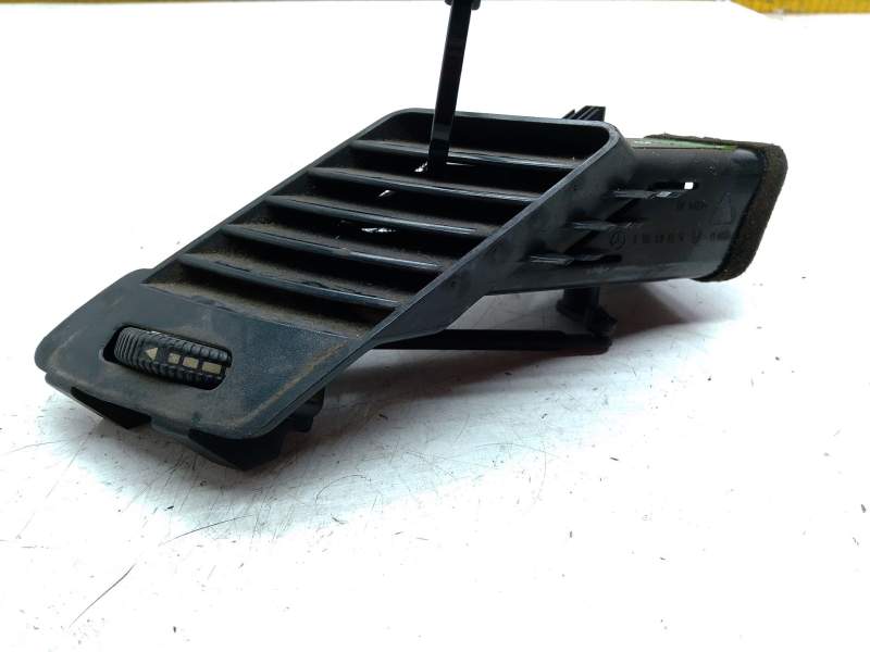 Recambio de aireador central para volkswagen crafter 30-50 furgoneta (2e_) 2.0 tdi referencia OEM IAM 9068300354  