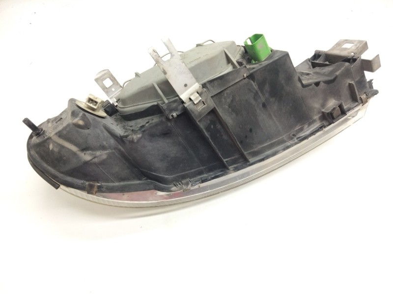 Recambio de faro derecho para ford mondeo ii (bap) 1.8 td referencia OEM IAM   