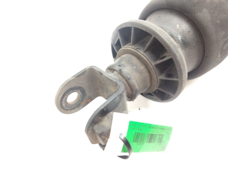 Recambio de amortiguador neumatico cabina delantero para scania r480 referencia OEM IAM   