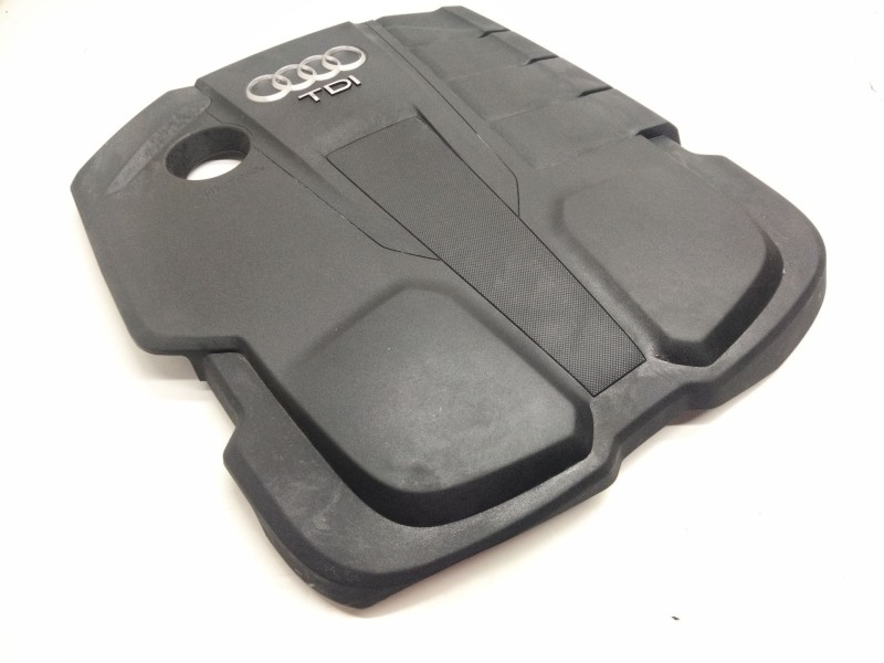 Recambio de tapa motor para audi a4 berlina (8w2) 2.0 16v tdi referencia OEM IAM 04L103925P  