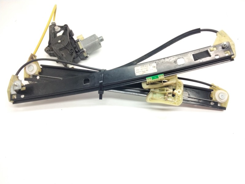 Recambio de elevalunas delantero derecho para audi a4 berlina (8w2) 2.0 16v tdi referencia OEM IAM 8W0847462  