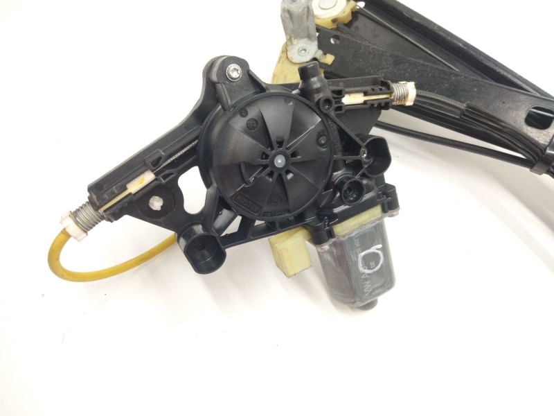 Recambio de elevalunas delantero derecho para audi a4 berlina (8w2) 2.0 16v tdi referencia OEM IAM 8W0847462  