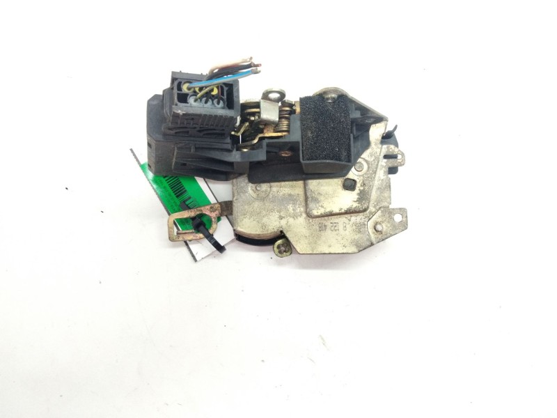 Recambio de cerradura puerta delantera derecha para bmw serie 3 berlina (e36) 318i referencia OEM IAM 8122418  