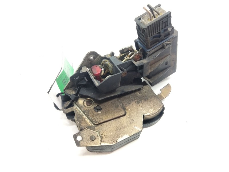 Recambio de cerradura puerta trasera izquierda para bmw serie 3 berlina (e36) 318i referencia OEM IAM   