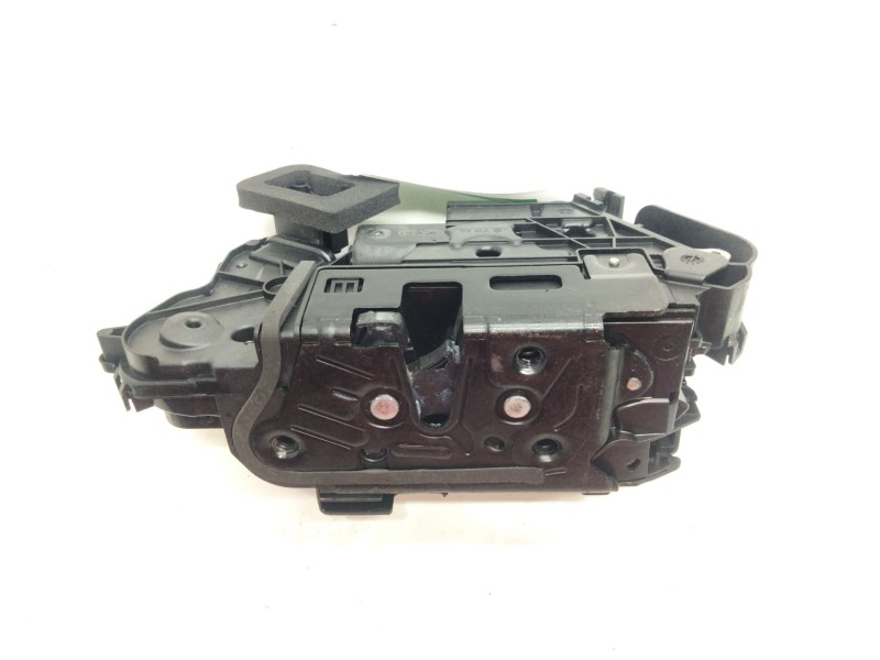 Recambio de cerradura puerta trasera izquierda para seat ateca (kh7) referencia OEM IAM 5TB837015C  