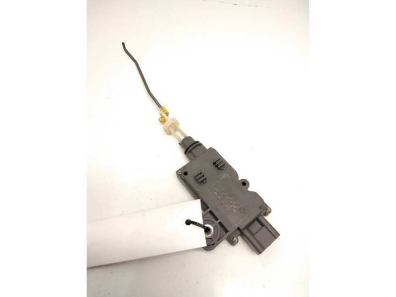 Recambio de motor cierre centralizado porton para nissan almera classic (b10) 1.6 16v referencia OEM IAM 90550BU000  298105