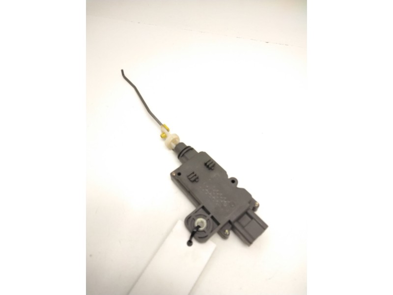 Recambio de motor cierre centralizado porton para nissan almera classic (b10) 1.6 16v referencia OEM IAM 90550BU000  298105