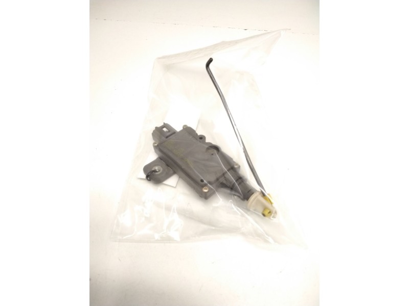 Recambio de motor cierre centralizado porton para nissan almera classic (b10) 1.6 16v referencia OEM IAM 90550BU000  298105