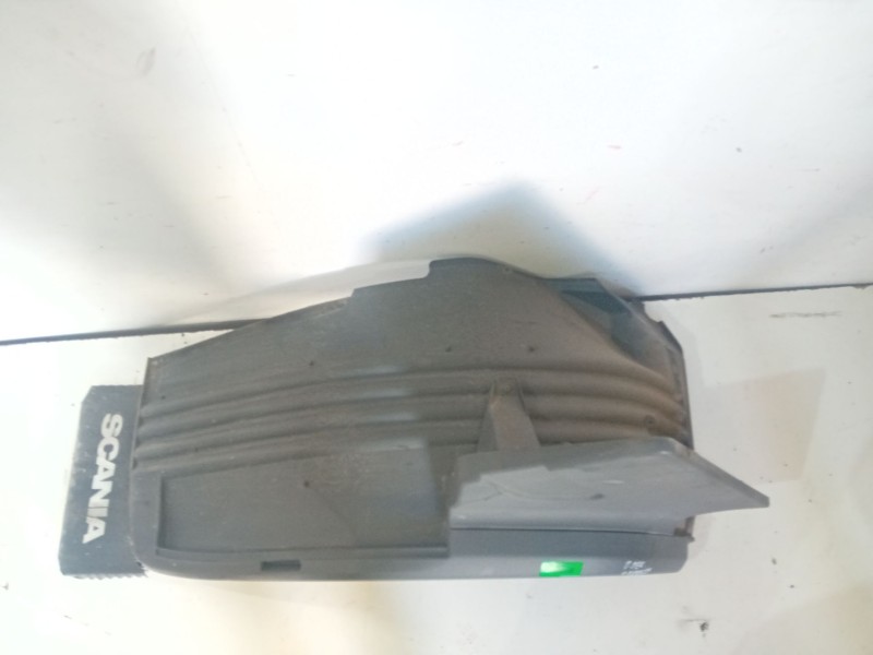 Recambio de guardabarro de cabina del. derc. para scania r480 referencia OEM IAM 1431934RH7321  