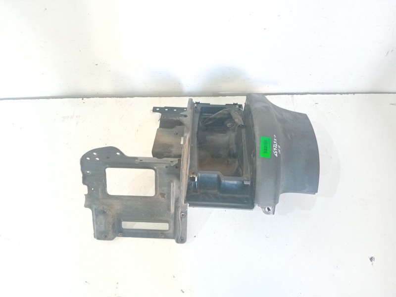 Recambio de soporte faro izquierdo para scania r480 referencia OEM IAM 2124015  