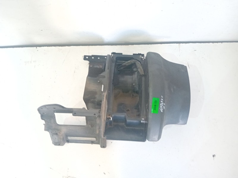 Recambio de soporte faro izquierdo para scania r480 referencia OEM IAM 2124015  