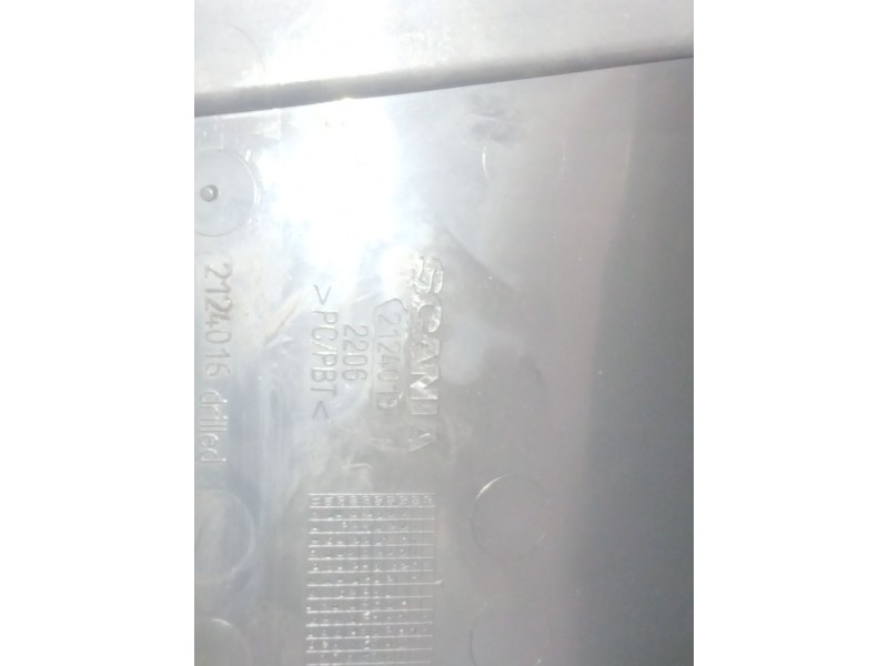 Recambio de soporte faro izquierdo para scania r480 referencia OEM IAM 2124015  