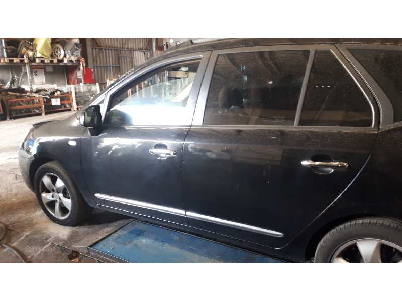 kia carens (un) del año 2007