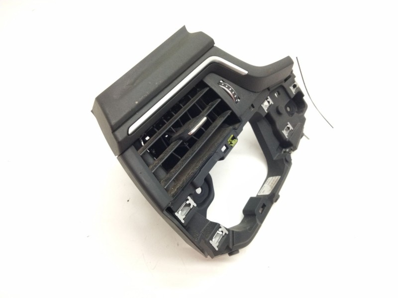 Recambio de aireador izquierdo para audi a4 berlina (8w2) 2.0 16v tdi referencia OEM IAM 8W1820901B  