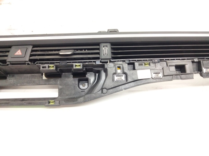 Recambio de aireador central para audi a4 berlina (8w2) 2.0 16v tdi referencia OEM IAM 8W1820902D  