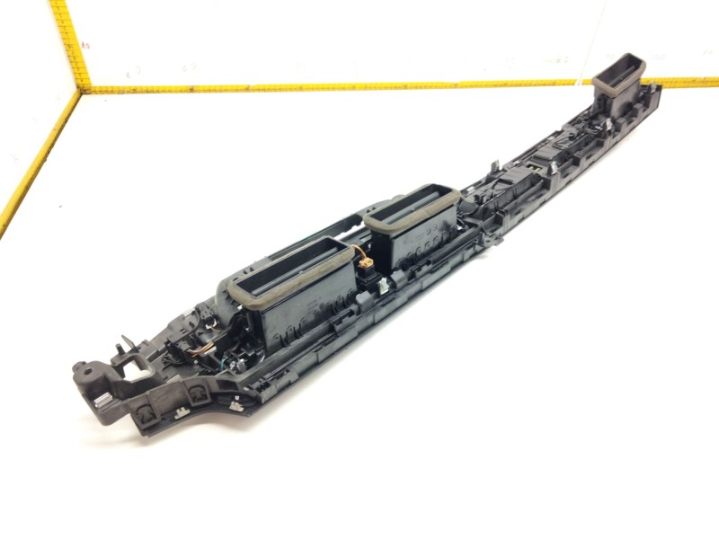 Recambio de aireador central para audi a4 berlina (8w2) 2.0 16v tdi referencia OEM IAM 8W1820902D  