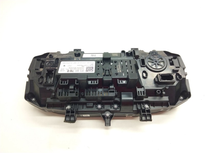 Recambio de cuadro instrumentos para seat ateca (kh7) referencia OEM IAM 5F0930790B  