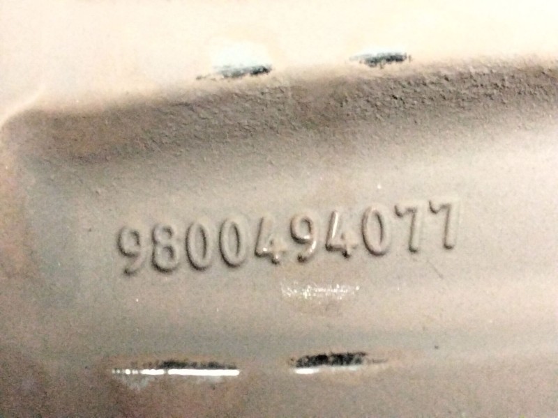 Recambio de llanta aluminio para citroën c4 cactus referencia OEM IAM 9800494077  