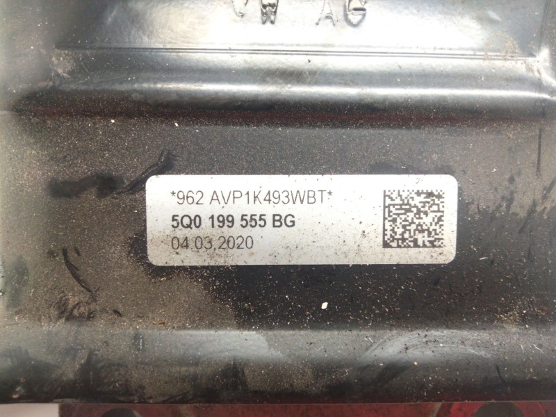 Recambio de soporte motor izquierdo superior para seat ateca (kh7) referencia OEM IAM 5Q0199555BG  