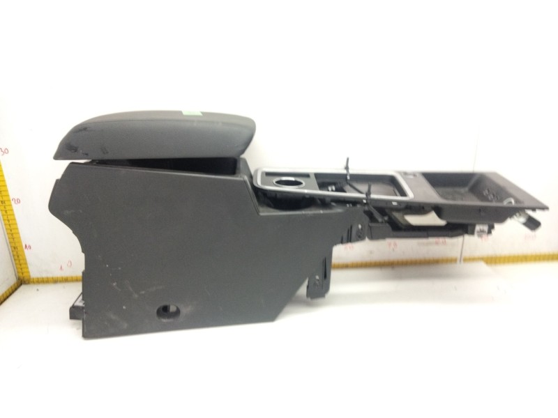 Recambio de reposabrazos para seat ateca (kh7) referencia OEM IAM   