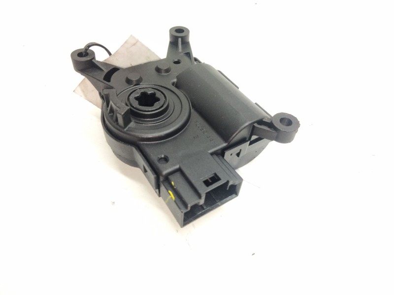 Recambio de motor trampillas para seat ateca (kh7) referencia OEM IAM 2Q0907511F  