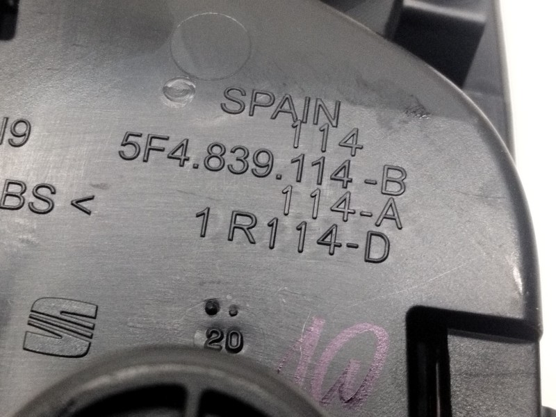 Recambio de maneta interior trasera derecha para seat ateca (kh7) referencia OEM IAM 5F4839114B  