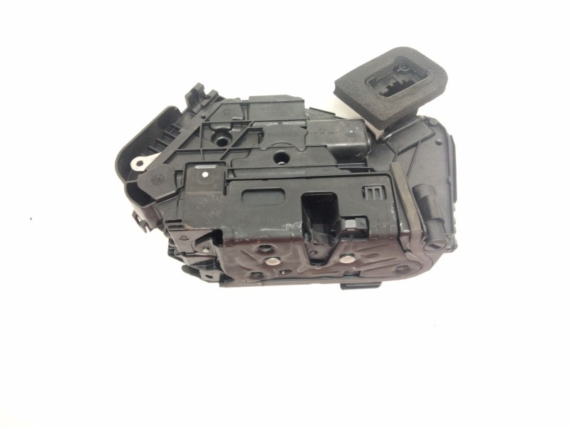Recambio de cerradura puerta delantera derecha para seat ateca (kh7) referencia OEM IAM B6C5TB837016C  