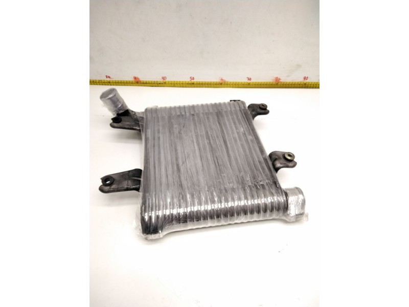 Recambio de intercooler para kia carnival td ls travel referencia OEM IAM 0K55313550B WERA H10621