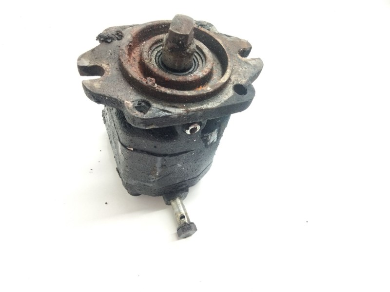 Recambio de bomba hidraulica para leciñena ar 11101 referencia OEM IAM   