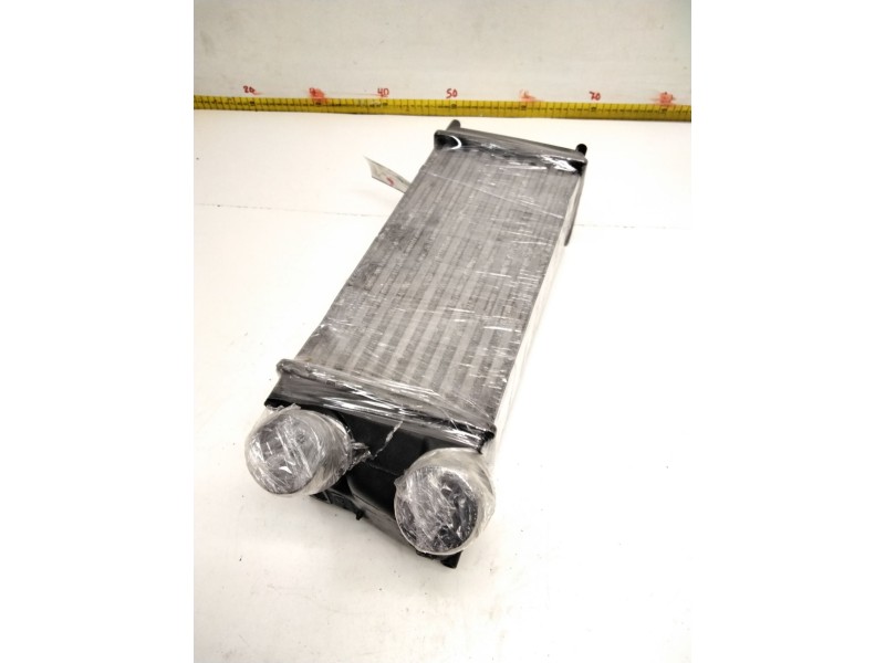 Recambio de intercooler para citroën c4 sedan 1.6 16v hdi fap referencia OEM IAM 648551880 VALEO 993727UF