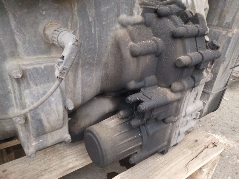 Recambio de caja cambios para scania r480 referencia OEM IAM 118926  