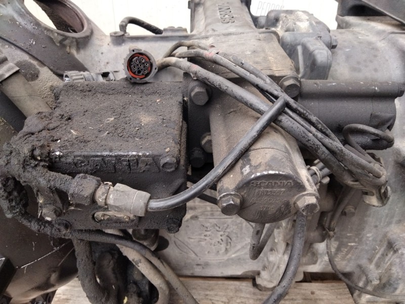 Recambio de caja cambios para scania r480 referencia OEM IAM 118926  