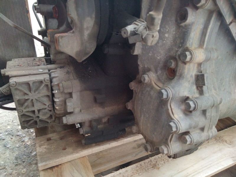 Recambio de caja cambios para scania r480 referencia OEM IAM 118926  