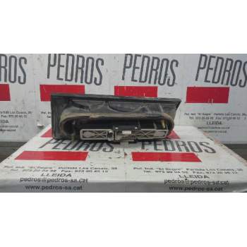 Recambio de piloto trasero izquierdo para renault rapid/express (f40) 1.6 d familiar (f404) referencia OEM IAM   
