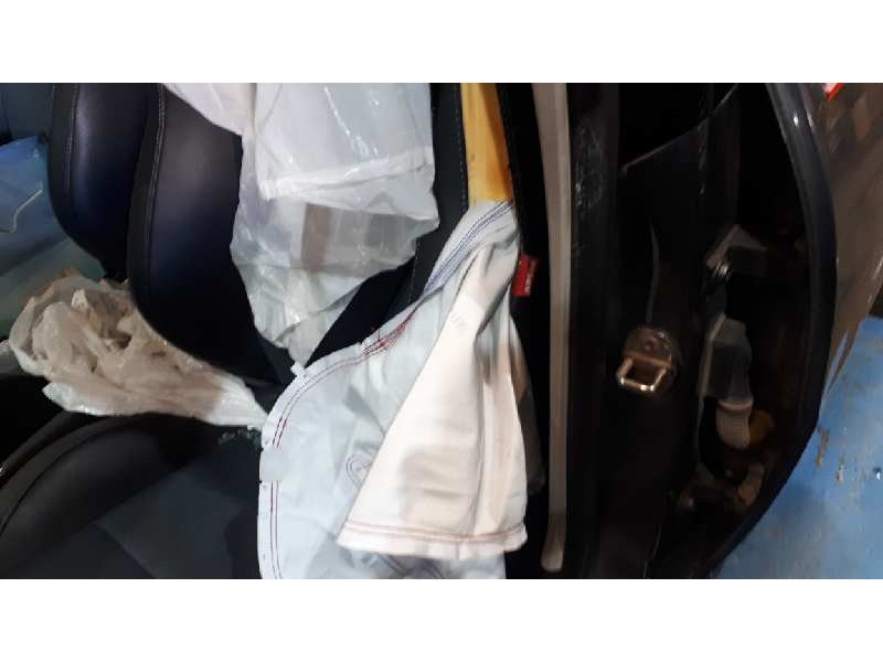 seat ibiza (6j5) del año 2014