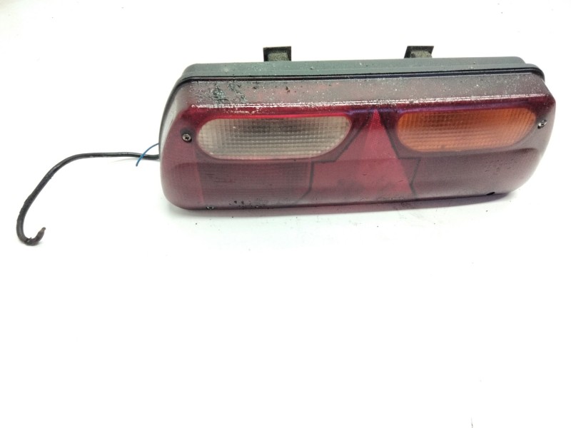 Recambio de piloto trasero derecho para lecsor fb-1360 referencia OEM IAM   