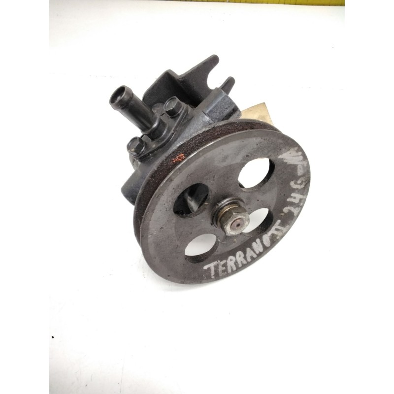 Recambio de bomba direccion para nissan terrano i (wd21) 2.4 i 4wd referencia OEM IAM 491100F900 UNISIA 270330045