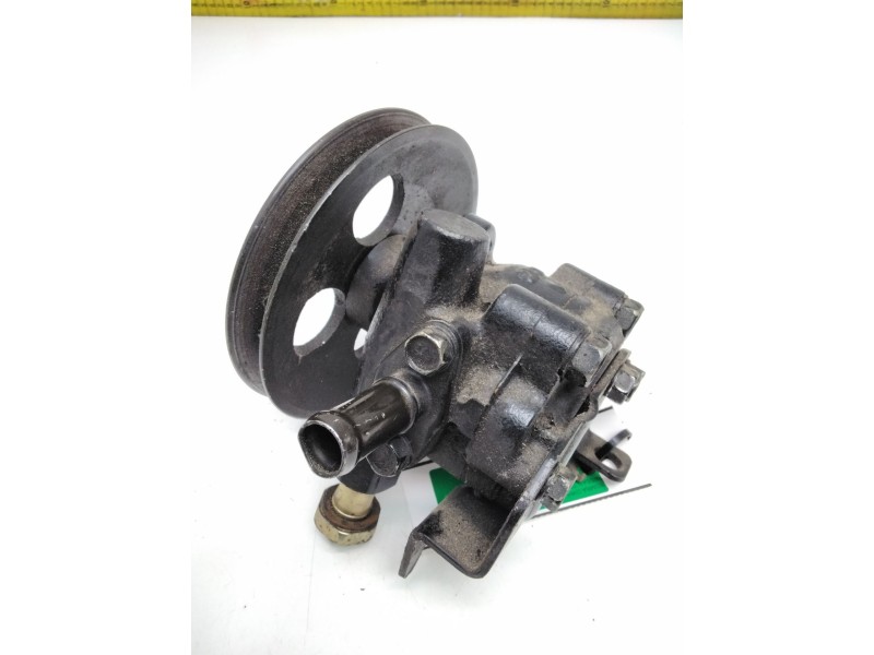 Recambio de bomba direccion para nissan terrano ii (r20) 2.4 i 12v 4wd referencia OEM IAM 4911086G00 1X303002 UNISIA